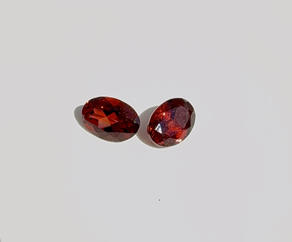 PYROPE-ALMANDINE GARNET