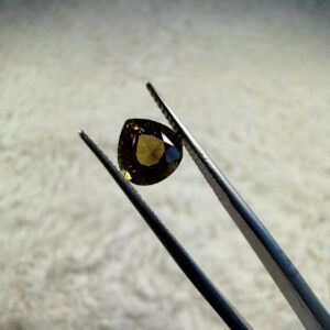 1.37ct Yellowish Green Alexandrite